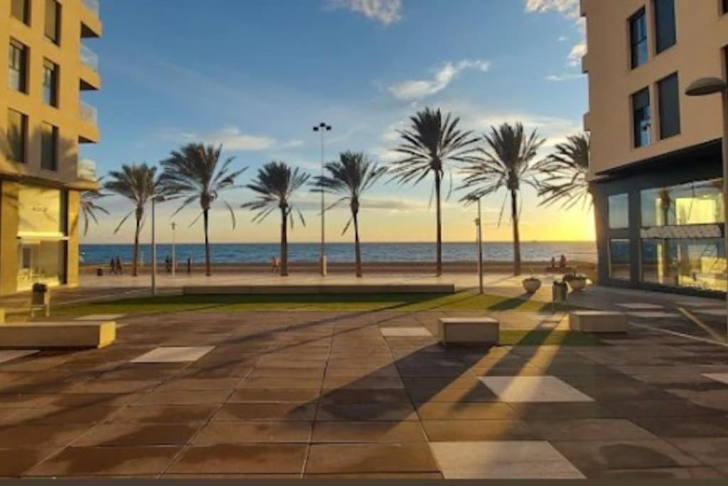 Appartement Casa Del Mar Luxury. Primera Linea De Playa